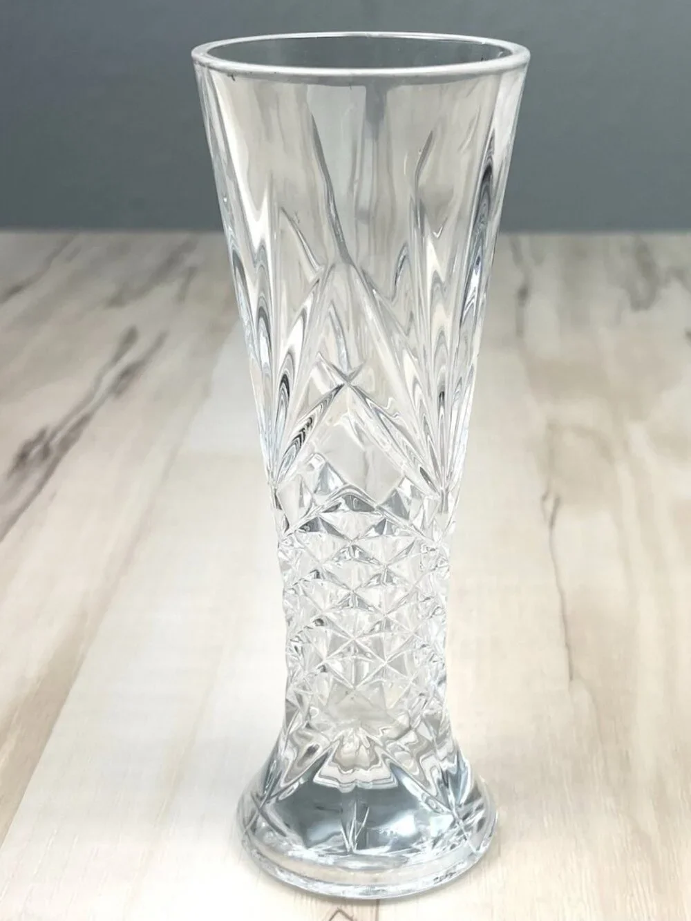 Cristal d'Arques Fontenay French 24% Lead Crystal Clear Cut Glass Bud Vase 6